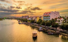 Khách Sạn Lantana Riverside Hội An